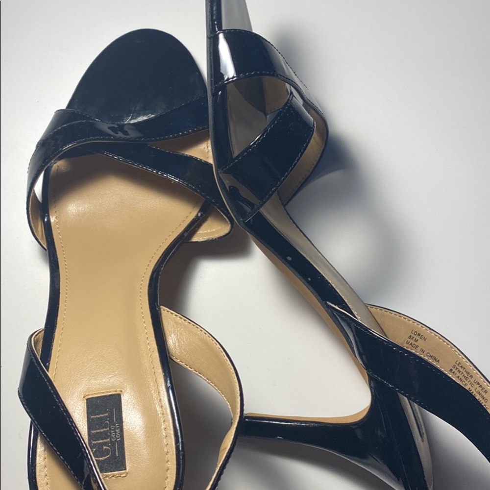 Small heels, cute, very confortable